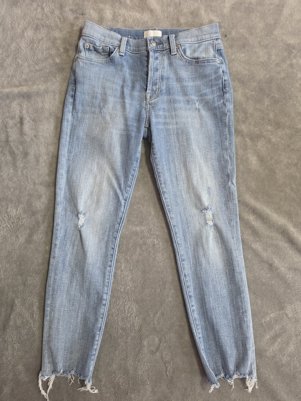 7 For All Mankind Light Blue Skinny Jeans with Distressed Knees